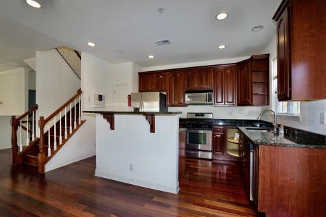 64 Mallard Place Secaucus NJ 07094