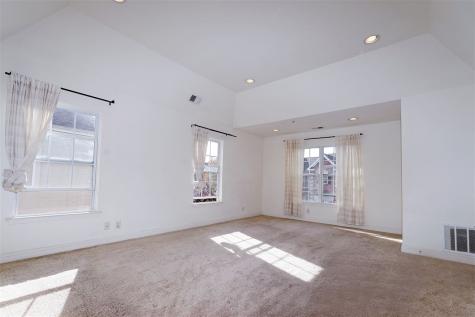 64 Mallard Place Secaucus NJ 07094