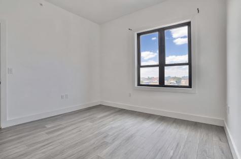 425 Avenue C Bayonne NJ 07002