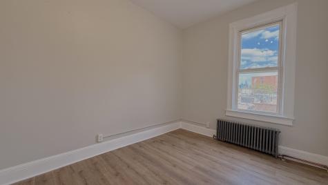 2212 Summit Avenue Union City NJ 07087