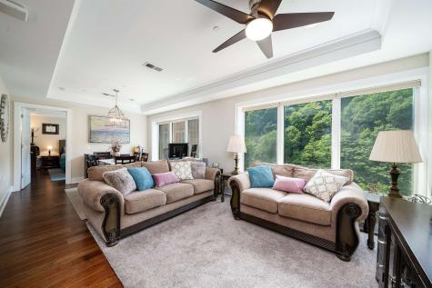 100 Eton Row Weehawken NJ 07086