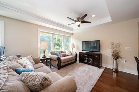 100 Eton Row Weehawken NJ 07086
