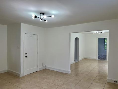 22 East 39th Street Bayonne NJ 07002