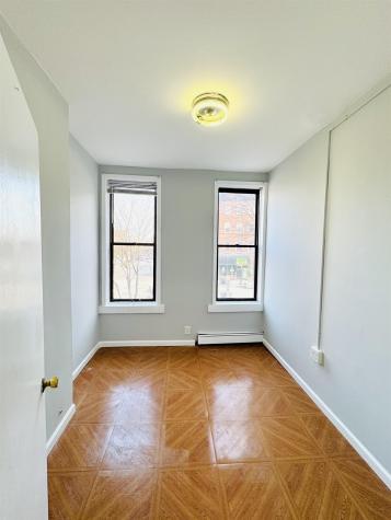 195.5 Newark Avenue Jersey City NJ 07302