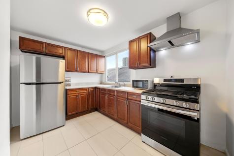 138 76th Street North Bergen NJ 07047