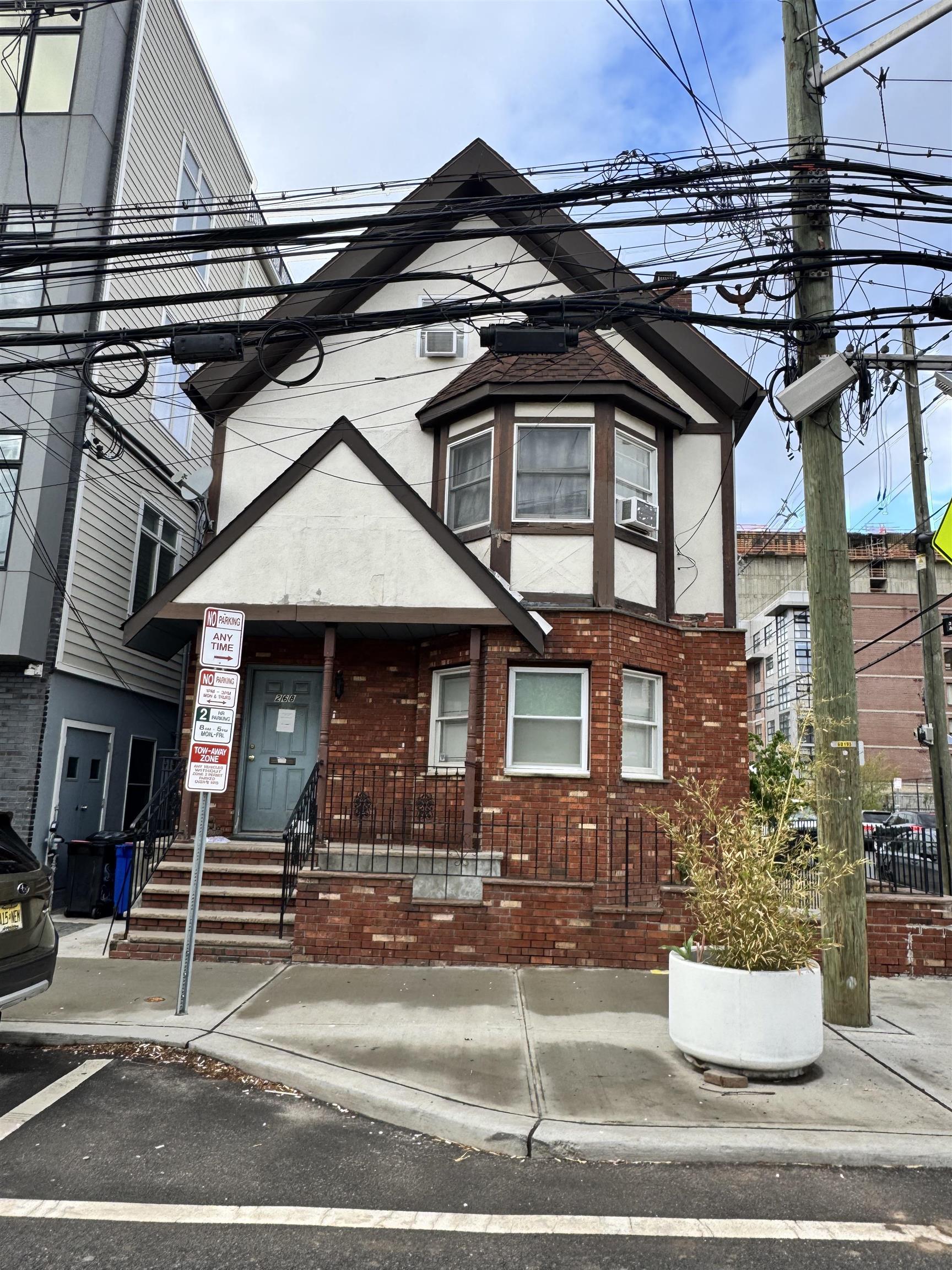 268 St Pauls Avenue Jersey City NJ 07306