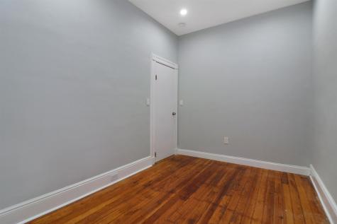 304 24th Street Union City NJ 07087-4503