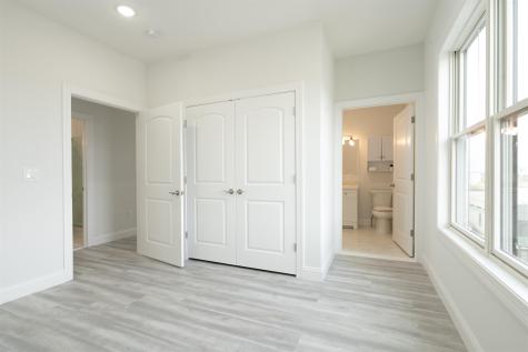 144 Bergen Avenue Jersey City NJ 07305