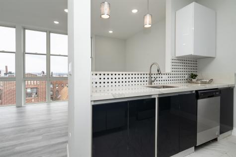 144 Bergen Avenue Jersey City NJ 07305