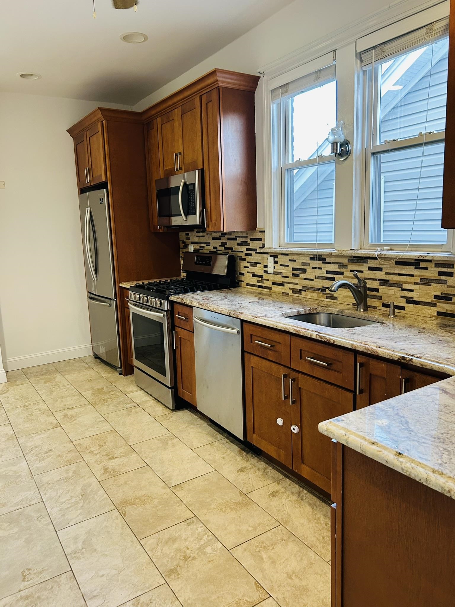 711 4th Street Secaucus NJ 07094