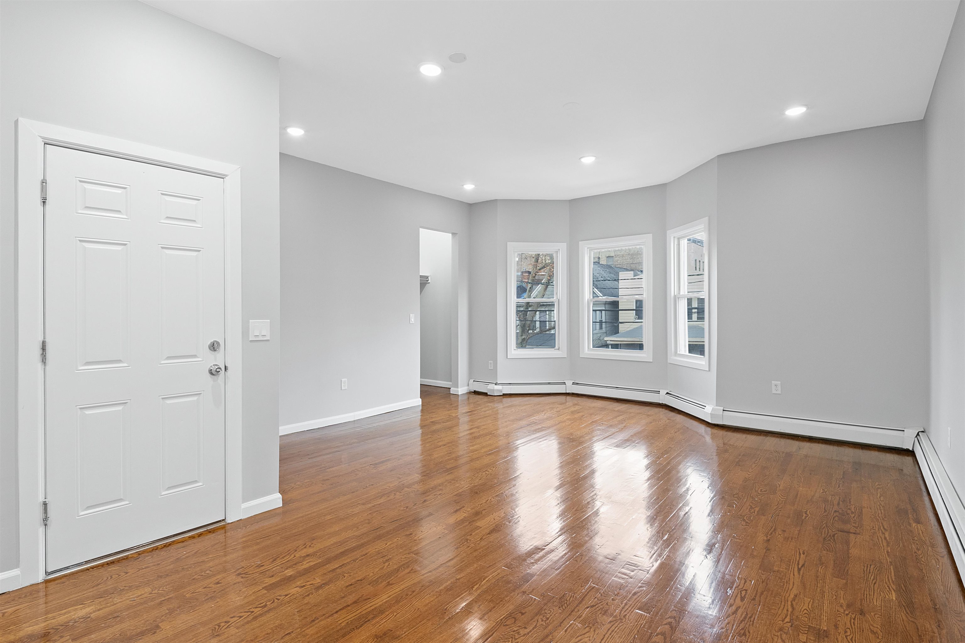 35 Lexington Avenue Jersey City NJ 07304