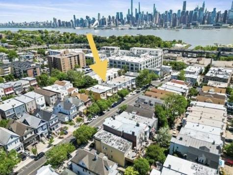 114 Shippen Street Weehawken NJ 07086