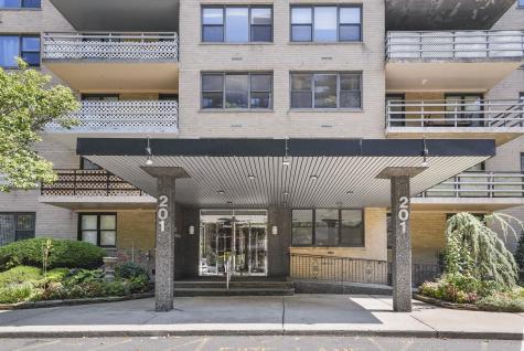 201 Street Pauls Avenue Jersey City NJ 07306