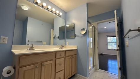 15 Hudson Court Jersey City NJ 07305
