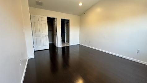 15 Hudson Court Jersey City NJ 07305