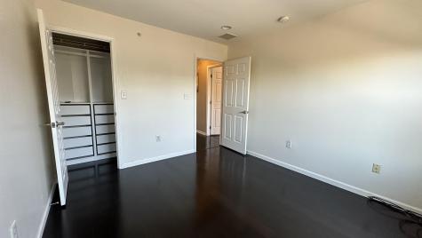 15 Hudson Court Jersey City NJ 07305