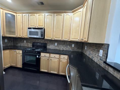 15 Hudson Court Jersey City NJ 07305