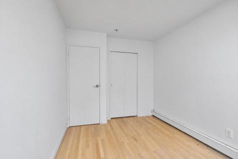 4013 Hudson Avenue Union City NJ 07087