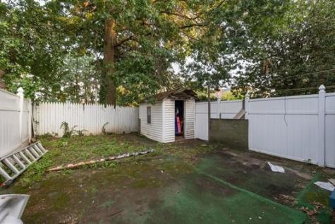 342 Avenue E Bayonne NJ 07002