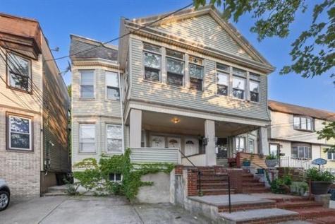 342 Avenue E Bayonne NJ 07002