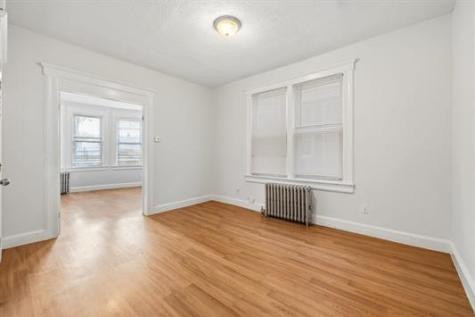 342 Avenue E Bayonne NJ 07002