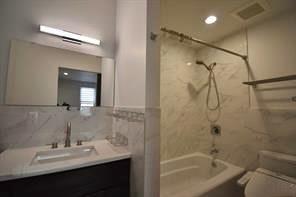 228 Maple Street Weehawken NJ 07086
