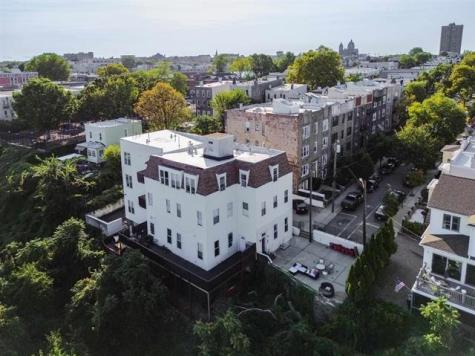 5 Oak Street Weehawken NJ 07086
