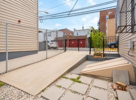 814 28th Street Union City NJ 07087