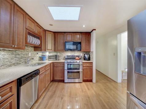 14 Chopin Court Jersey City NJ 07302