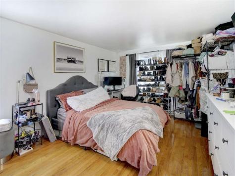 14 Chopin Court Jersey City NJ 07302