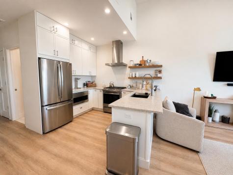 217 Oak Street Weehawken NJ 07086