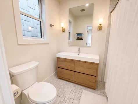 217 Oak Street Weehawken NJ 07086
