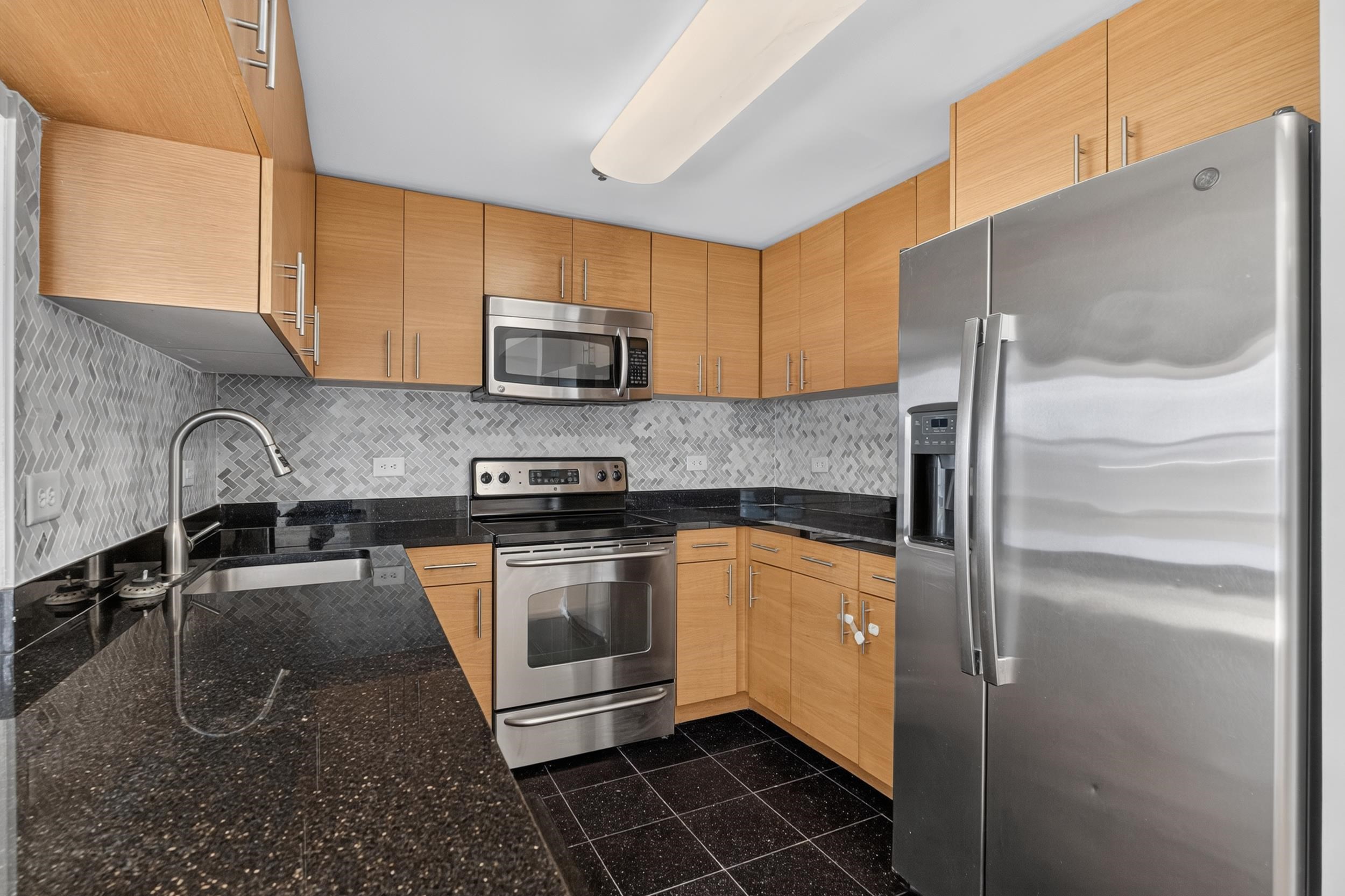 102 Christopher Columbus Drive Jersey City NJ 07302-3716