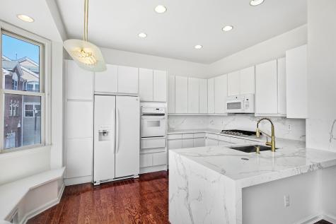 470 Buffalo Court West New York NJ 07093