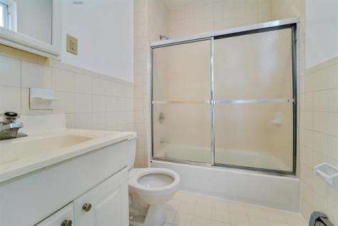 514 4th Street Union City NJ 07087
