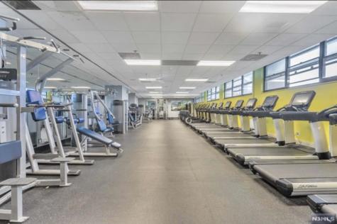 7002 Kennedy Boulevard Guttenberg NJ 07093