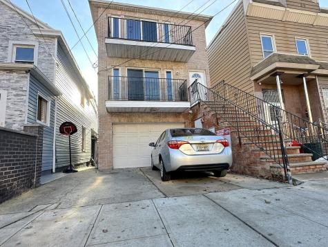 523 7th Street Union City NJ 07087
