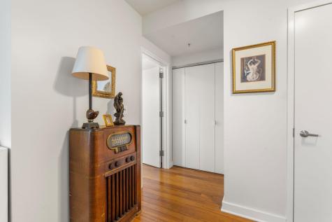 222 Montgomery Street Jersey City NJ 07302