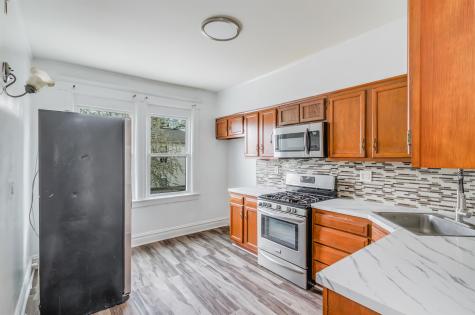 142 Humphrey Avenue Bayonne NJ 07002-0000