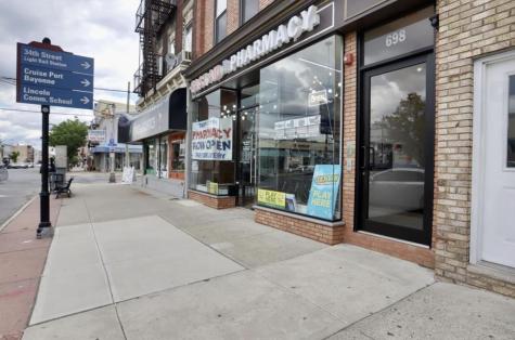 698 Broadway Bayonne NJ 07002
