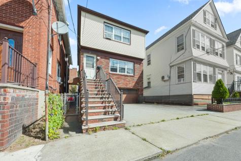 27 O Brien Court Bayonne NJ 07002
