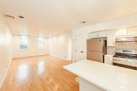 6405 Boulevard East West New York NJ 07093
