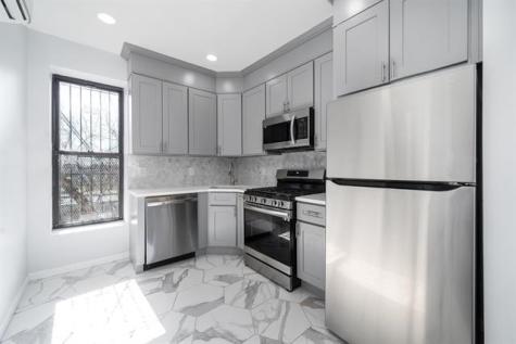 258 Suydam Avenue Jersey City NJ 07304