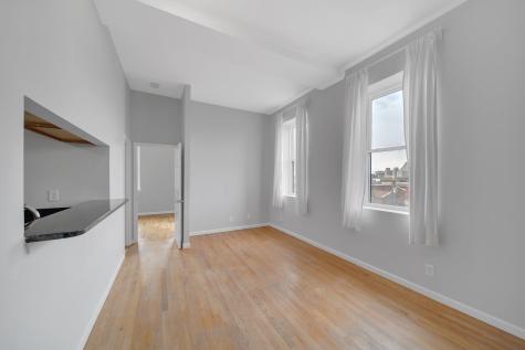 186 Wayne Street Jersey City NJ 07302