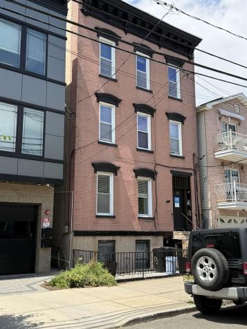 13 Cambridge Avenue Jersey City NJ 07307-1603