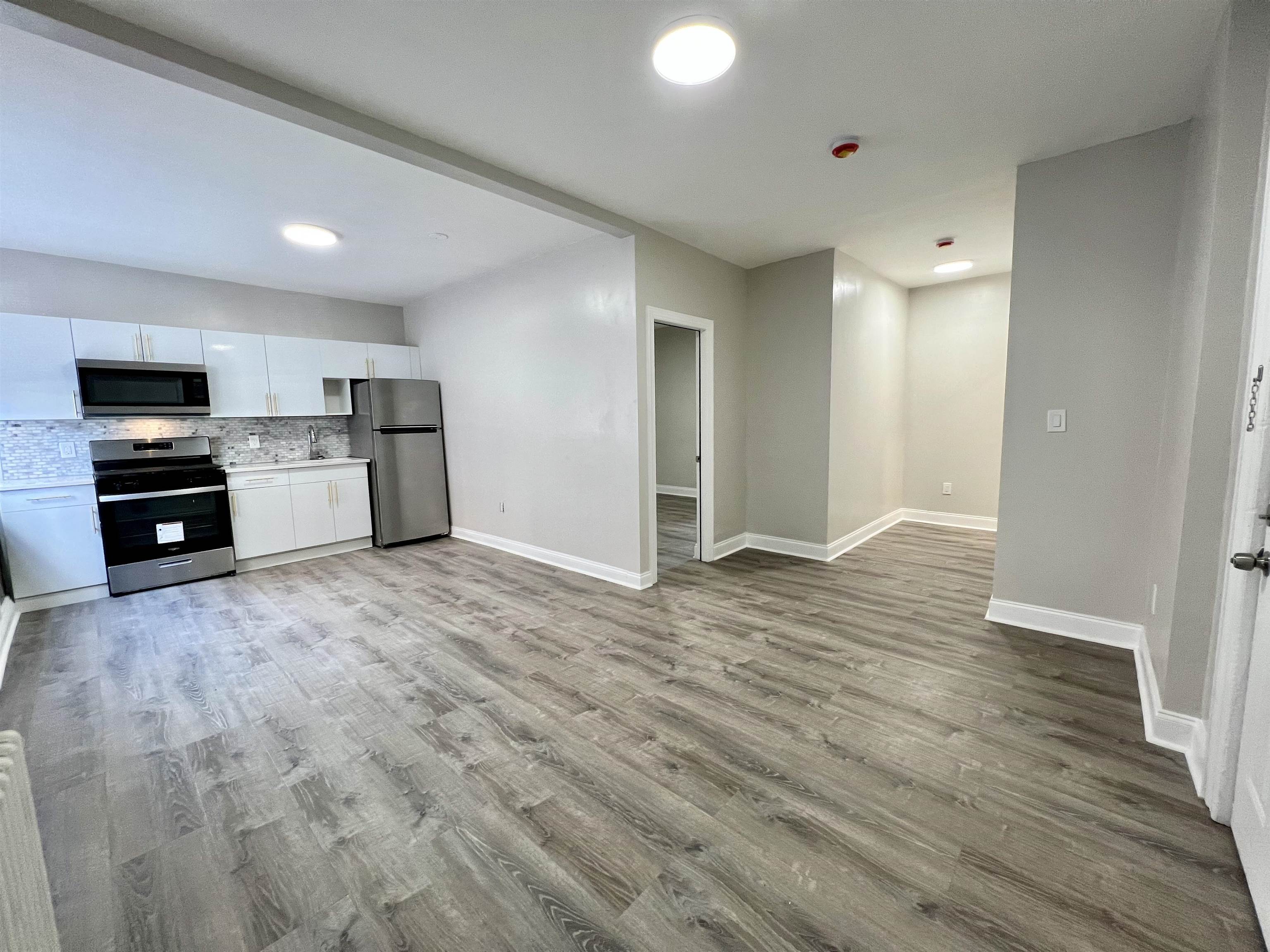 6002 Hudson Avenue West New York NJ 09093