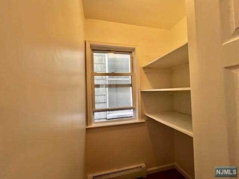 123 Oak Street Weehawken NJ 07086