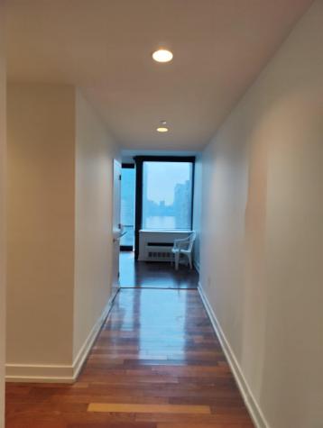 389 Washington Street Jersey City NJ 07302-8957