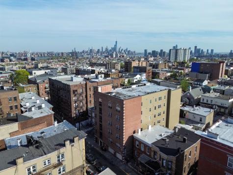 413-415 9th Street Union City NJ 07087