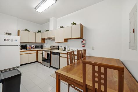 416 68th Street Guttenberg NJ 07093